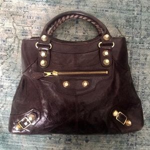 Fashionable Leather Top handle Handbag